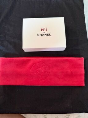 CHANEL Pink-Red Velvet Camellia Headband